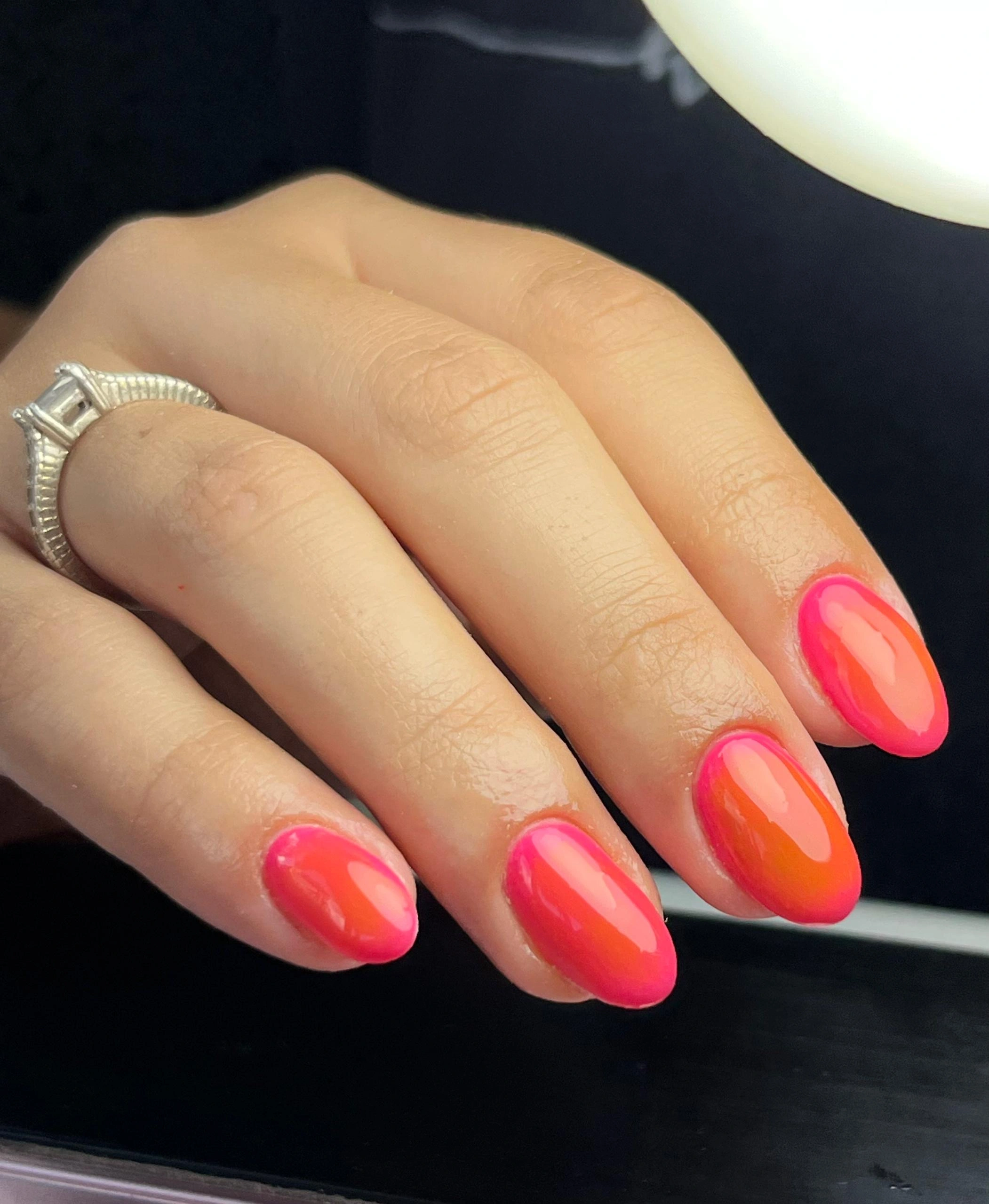 Diseño moderno con detalles en relieve