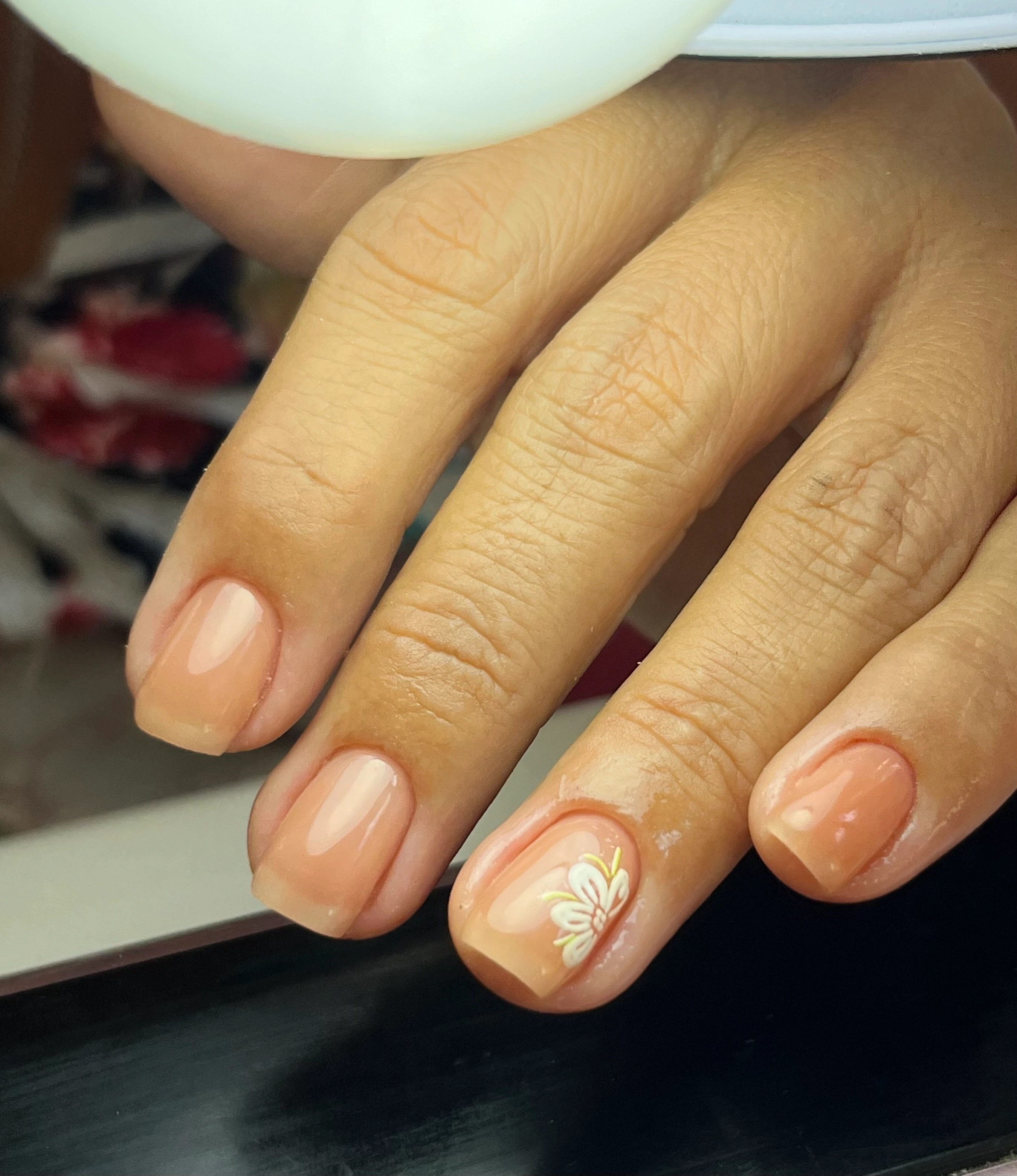 Diseño de lujo con detalles dorados y brillo